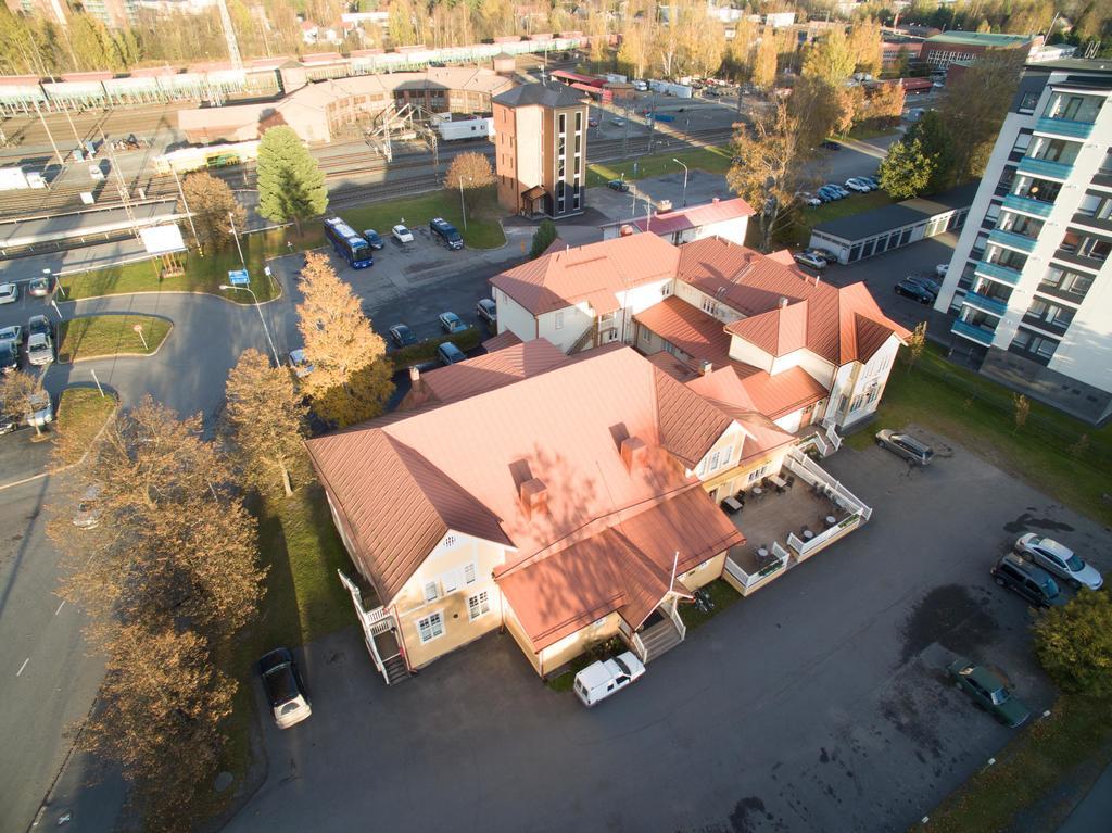 Hotelli-Ravintola Alma Сейняйоки Экстерьер фото